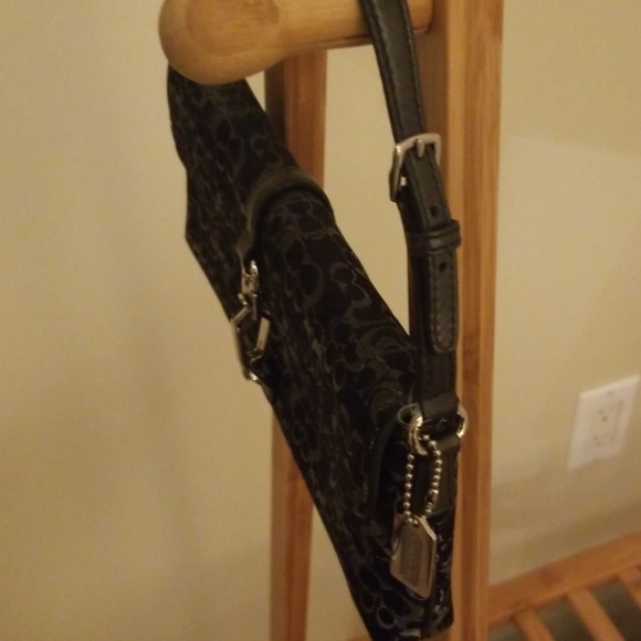 Handbag - Picture 4 of 8